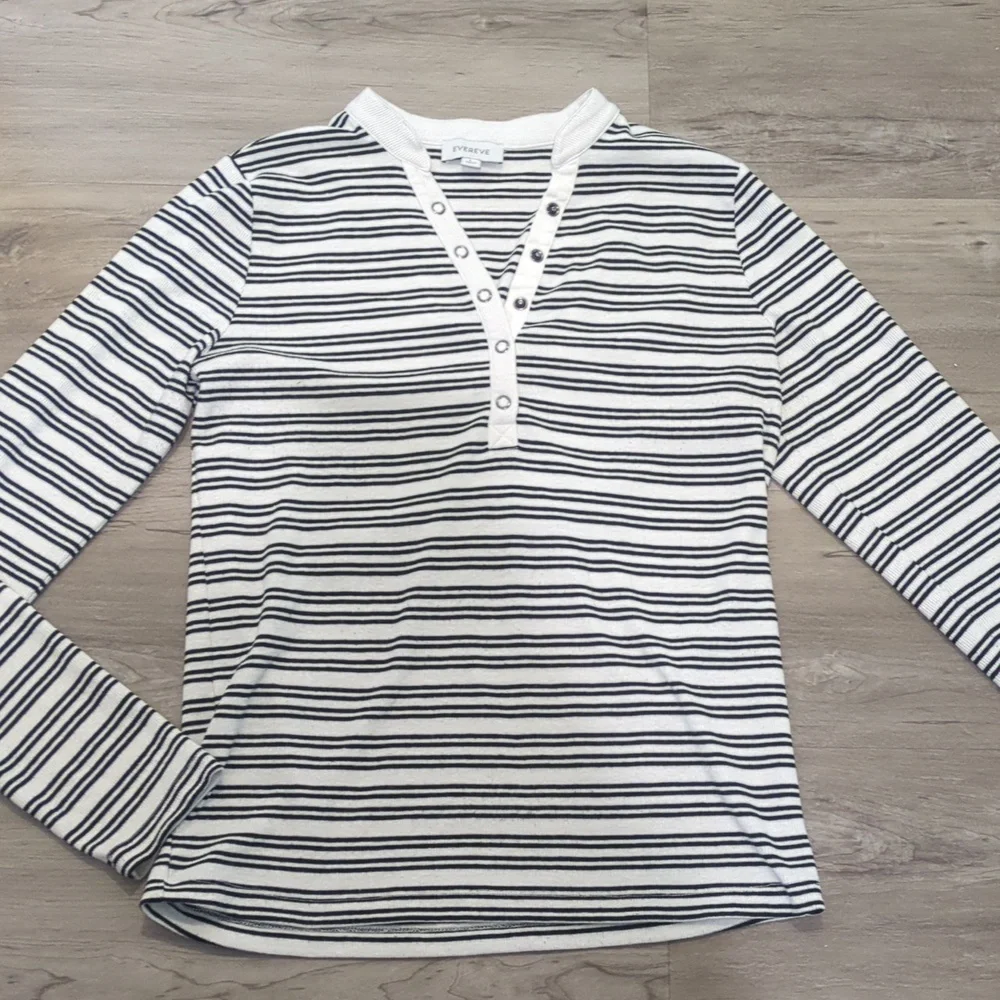 Evereve Black and White Striped Long Sleeve Henley - Picture 2 of 4